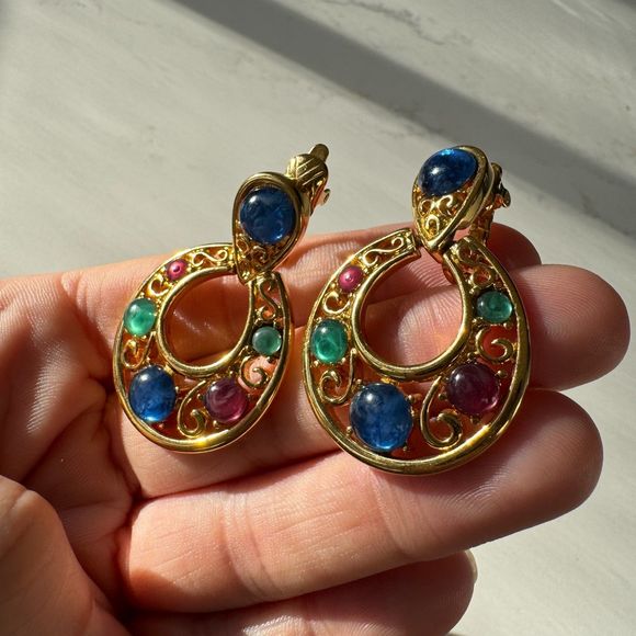 Vintage Trifari Jeweled Gold Teardrop Earrings - Picture 2 of 9